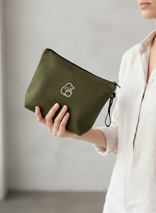 Haki Lamineli Nakışlı 300gr Kanvas Kumaş 25x18x6cm Körüklü Clutch Bez Çanta