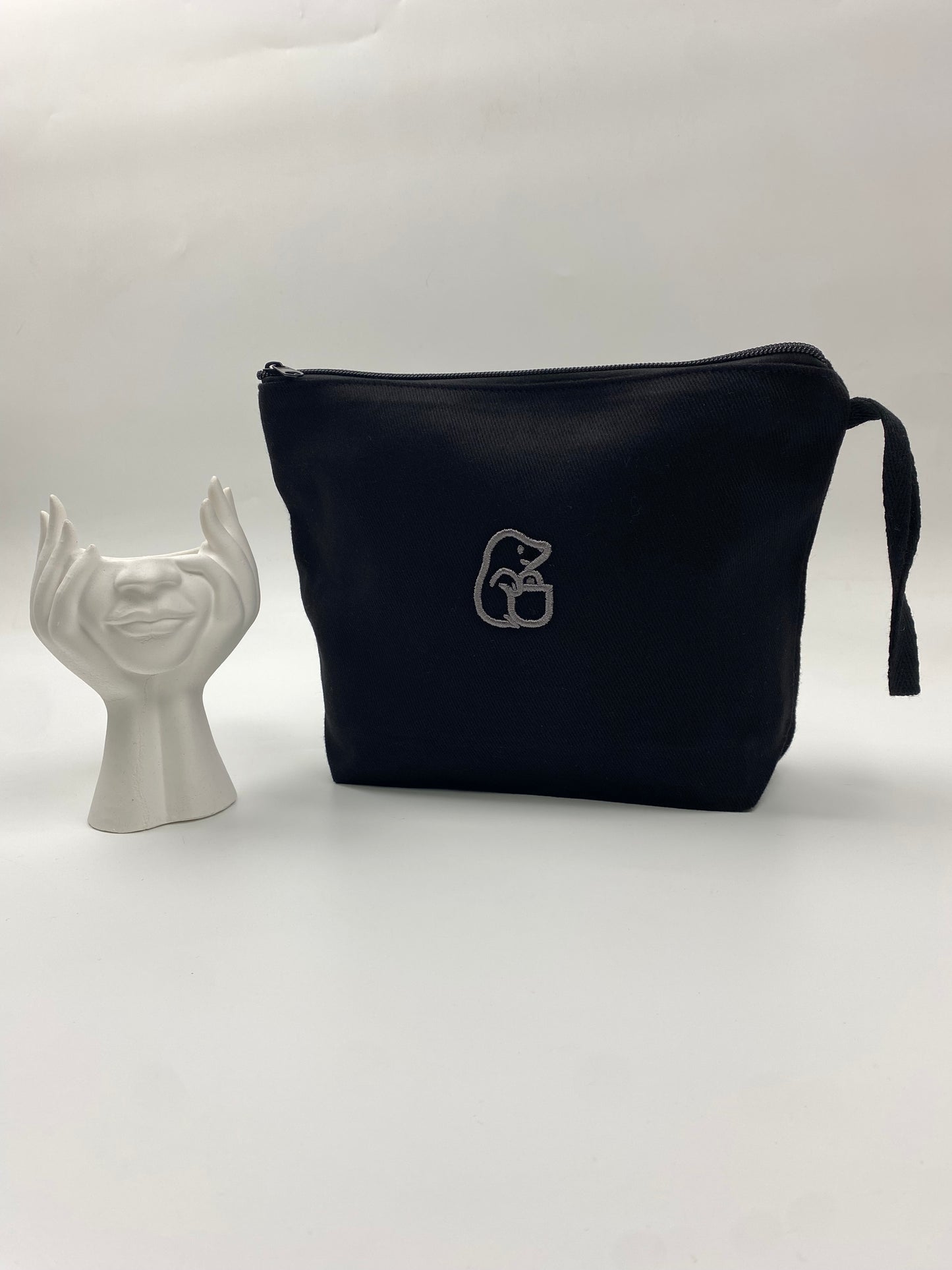 Siyah Lamineli Nakışlı 300gr Kanvas Kumaş 25x18x6cm Körüklü Clutch Bez Çanta