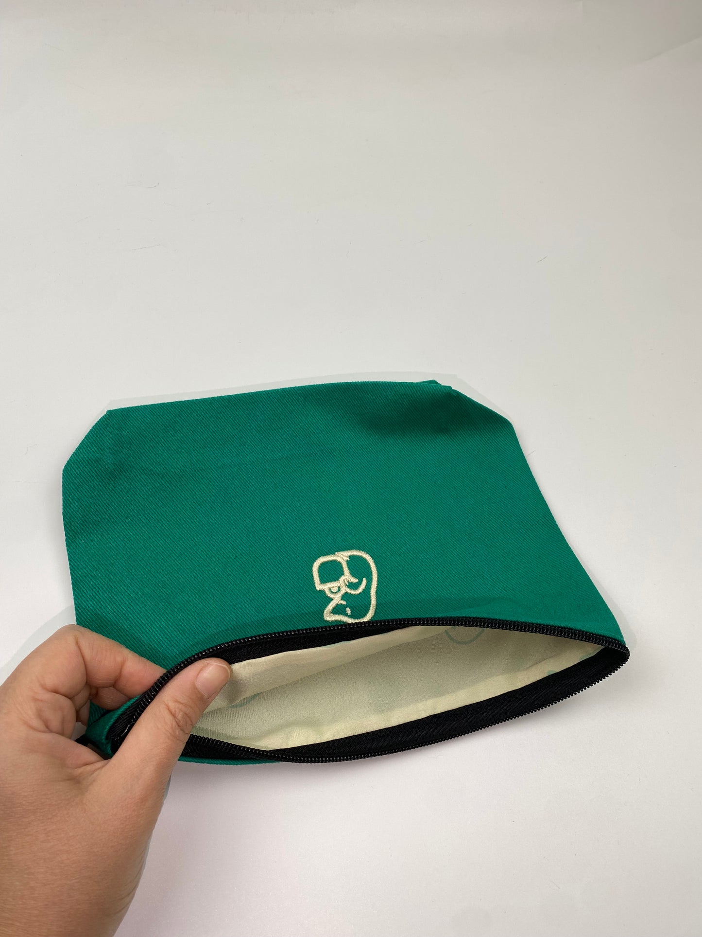 Yeşil-2 Lamineli Nakışlı 300gr Kanvas Kumaş 25x18x6cm Körüklü Clutch Bez Çanta