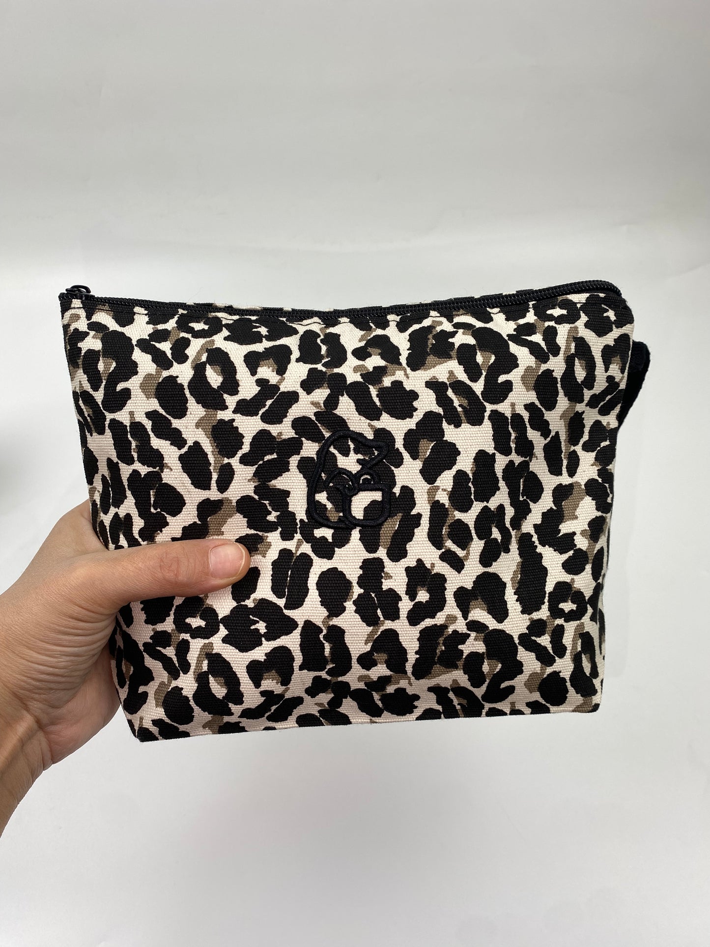 Leopar Lamineli Nakışlı 300gr Kanvas Kumaş 25x18x6cm Körüklü Clutch Bez Çanta