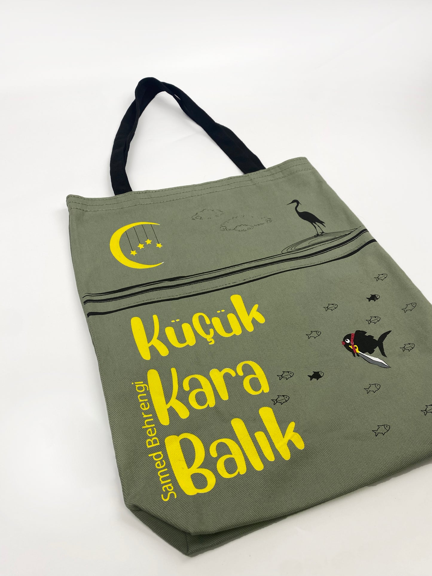 Samed Behrengi Küçük Kara Balık 340gr Yeşil Gabardin Kumaş 35x40x8cm Bez Çanta